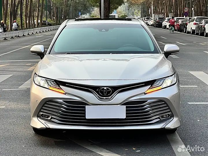 Toyota Camry 2.0 CVT, 2021, 20 000 км