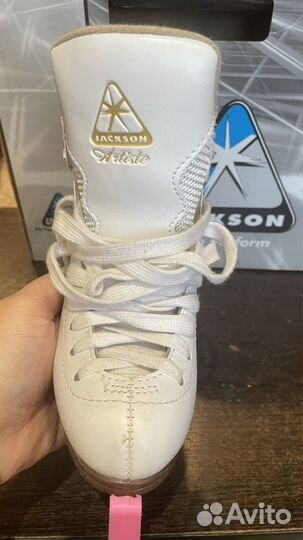 Коньки фигурные