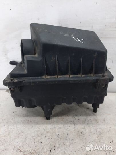 Корпус воздушного фильтра Ford Focus хэтчбэк 5 дв