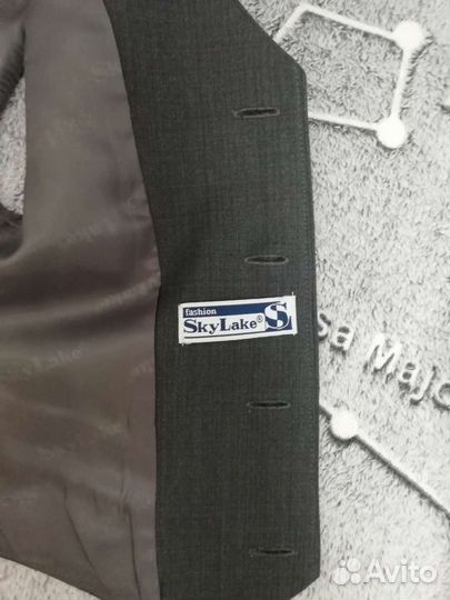 Жилетка и брюки школьные на мальчика, рост 128 см