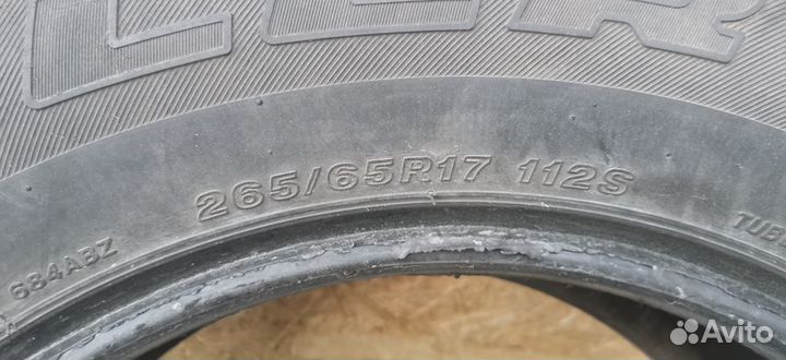 Bridgestone Dueler H/T 265/65 R17