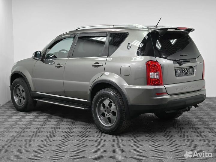 SsangYong Rexton 2.7 AT, 2012, 174 000 км