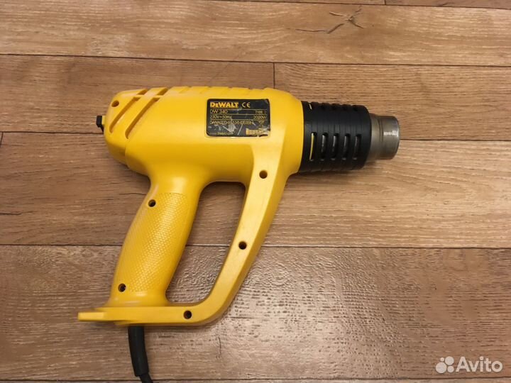 Фен строительный DeWalt