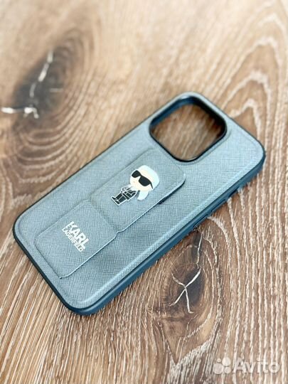 Чехол Karl lagerfeld на iPhone 15 pro оригинал