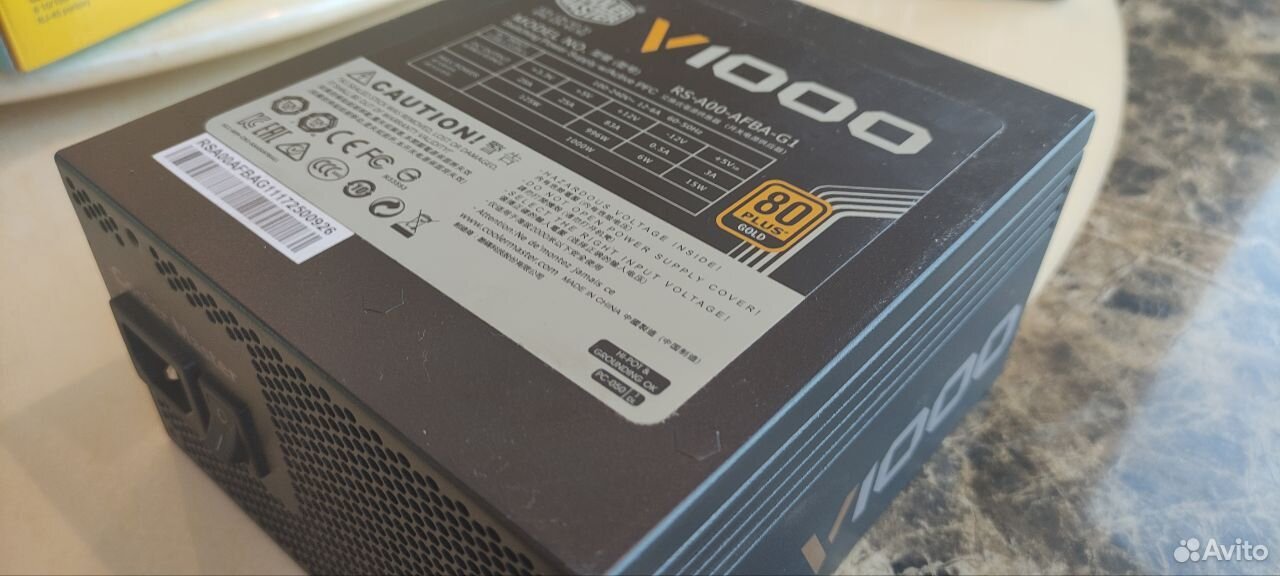 Блок питания Cooler Master V1000