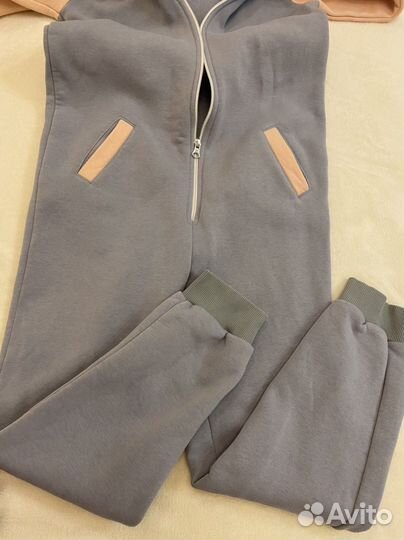 Костюм спортивный. Комбинезон для девочки р146