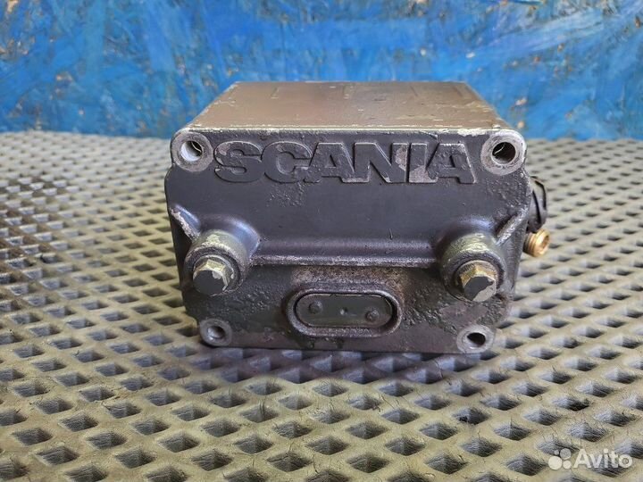 Блок клапанов кпп Scania R DC1215 2012