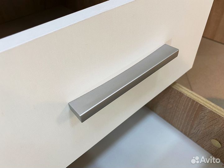 Письменный стол