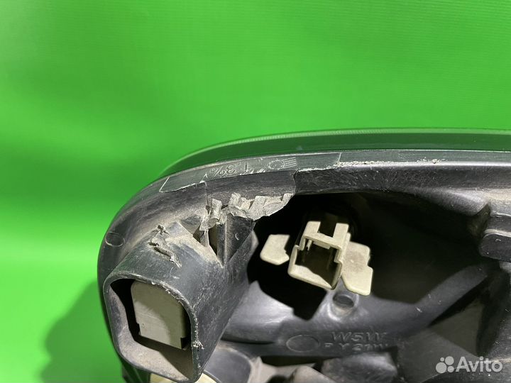 Фара левая Nissan Micra 1998-2002