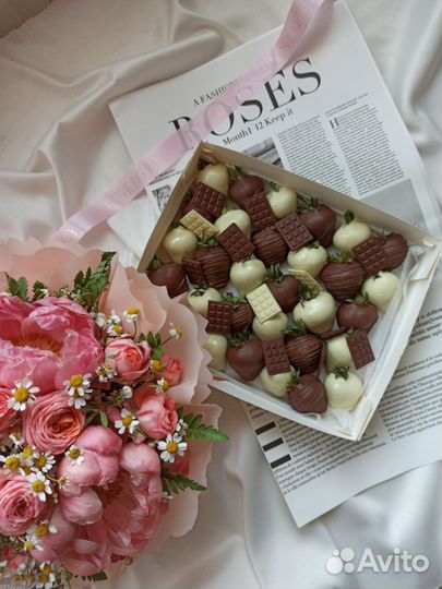 Клубника, бананы в бельгийском шоколаде