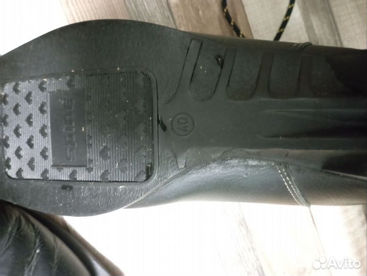 Лыжные ботинки 1