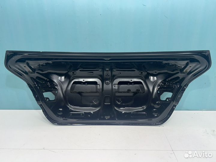 Крышка багажника Toyota Camry XV70 70 (2017-н.в.)