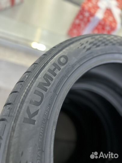 Kumho Ecsta PS71 235/55 R18 104W