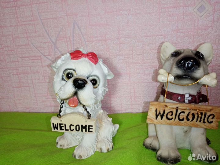 Собаки много