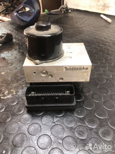 Блок ABS Mercedes-Benz GL-klasse I (X164) 2006