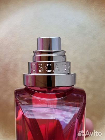 Escada Flor Del Sol Эскада