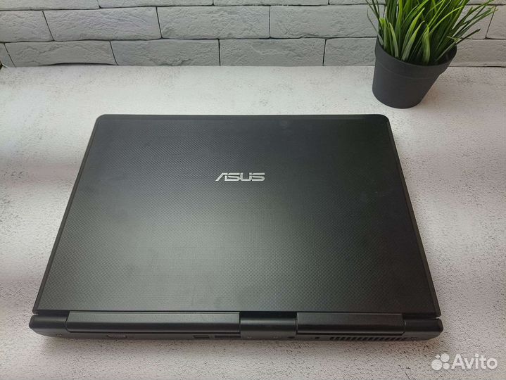 Ноутбук Asus