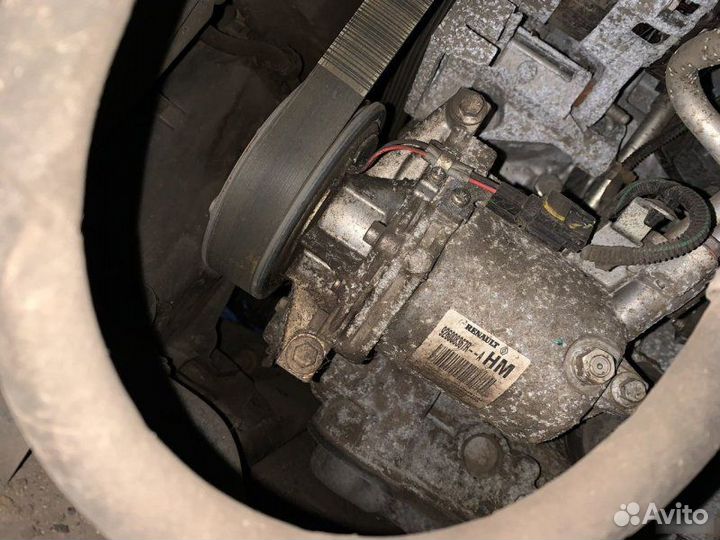 Компрессор кондиционера Renault Logan H4M