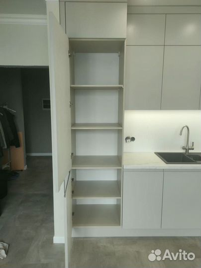 Кухня угловая современный дизайн на заказ