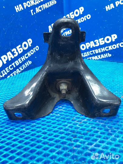 Подушка двигателя Ford Focus 1 седан split port