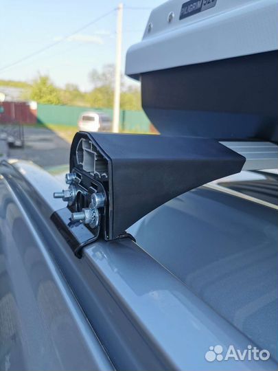 Багажник Lux Bridge серебро на Hyundai Santa Fe 4