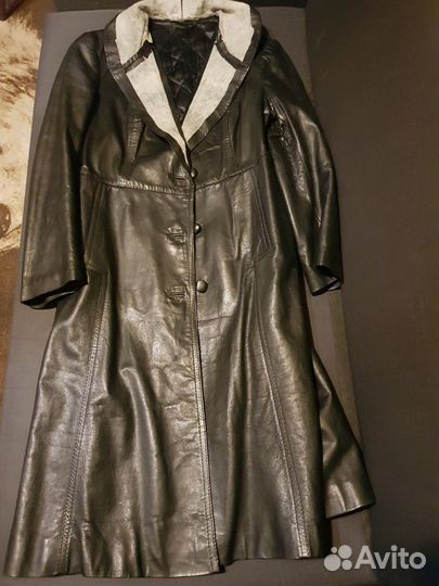 Пальто из натуральной кожи