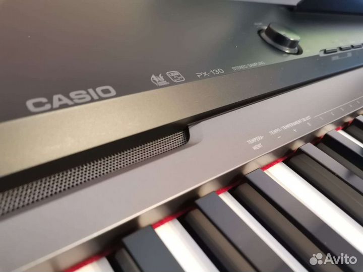 Casio Priviva PX 130 цифровое пианино 88 клавиш