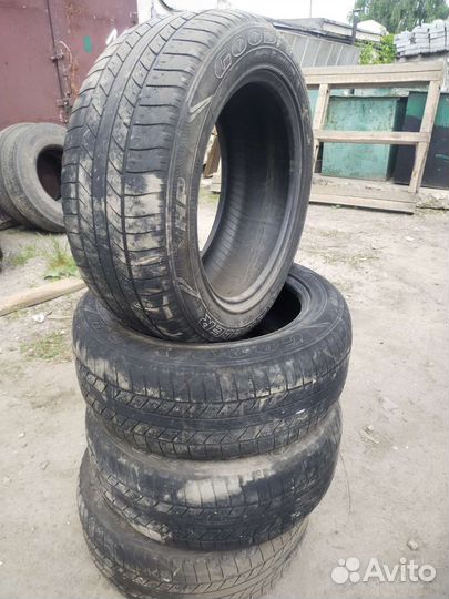 Goodyear Wrangler HP All Weather 255/55 R19