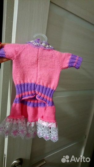 Вязаное платье для собак мелких пород