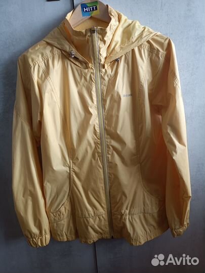 Ветровка женская S Reebok желтая