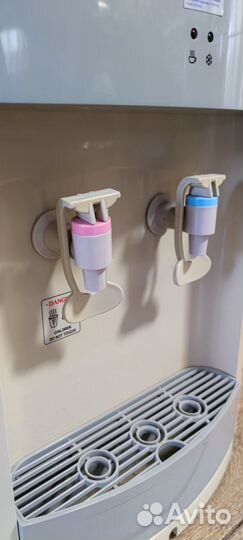 Кулер для воды настольный (горячая-холодная)