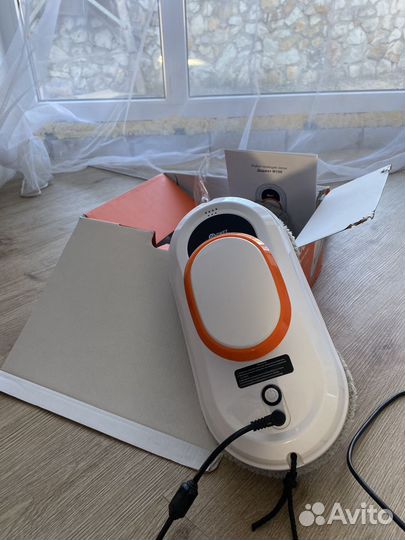 Робот мойщик окон даджест w100