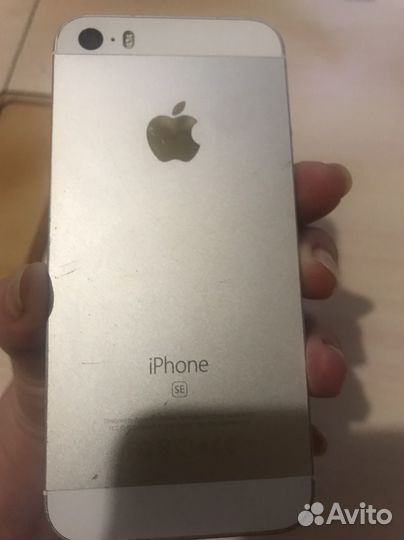 iPhone SE, 16 ГБ