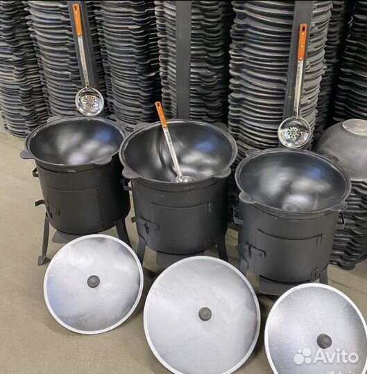 Казан чугунный 16 литров с печкой очагом обожжен