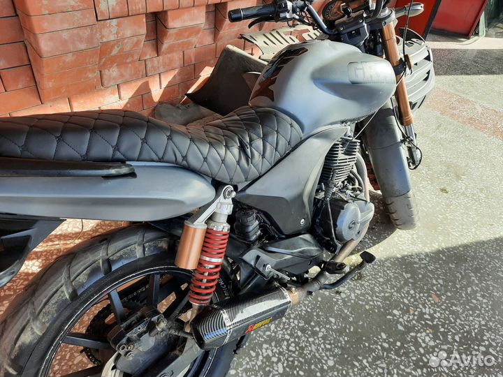 Stels flame 200