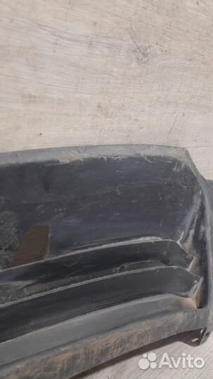 Накладка переднего бампера правая Lexus Rx3 С 2008