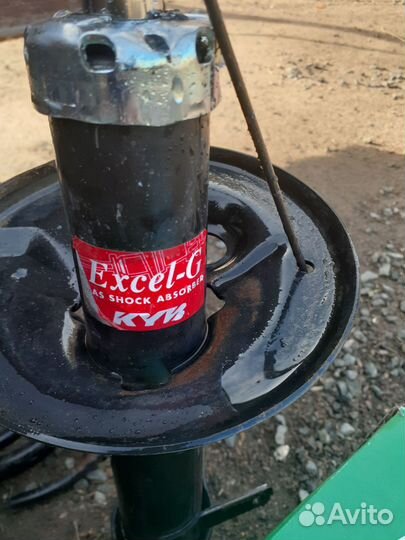 Стойки, пружины, пыльники