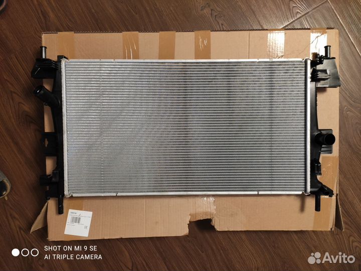 Радиатор системы охлаждения ford