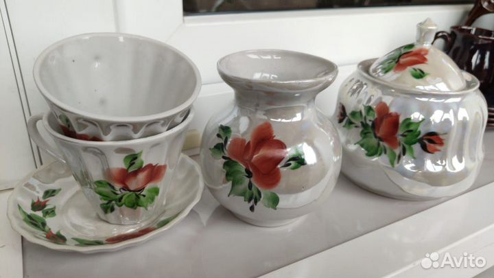 Фарфор много разного