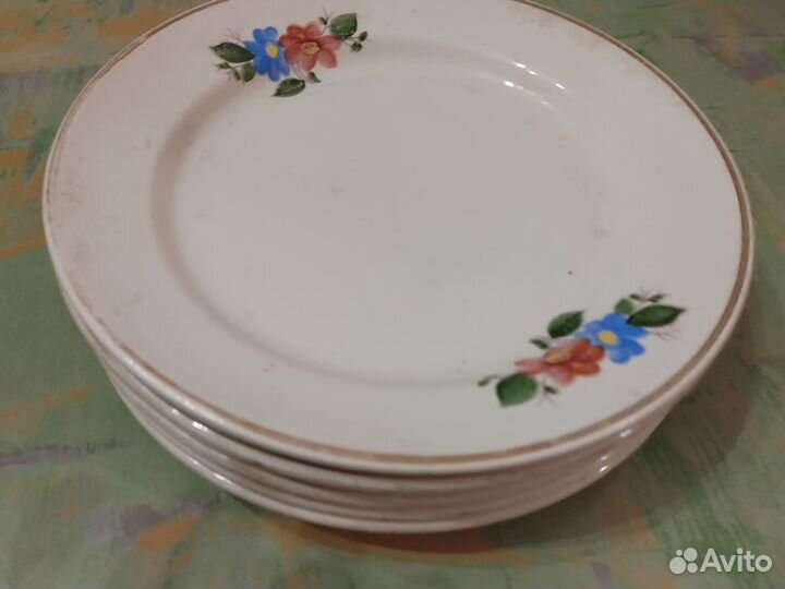 Бульонница/супница, тарелки большие и средние