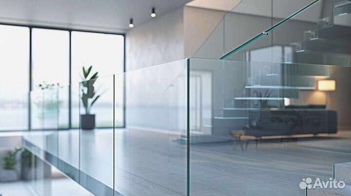 Ограждение лестницы из стекла