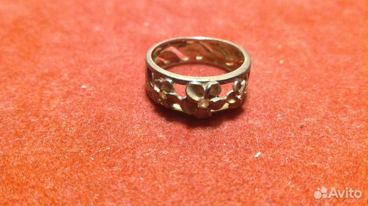 Кольцо женское серебро 925 р 17