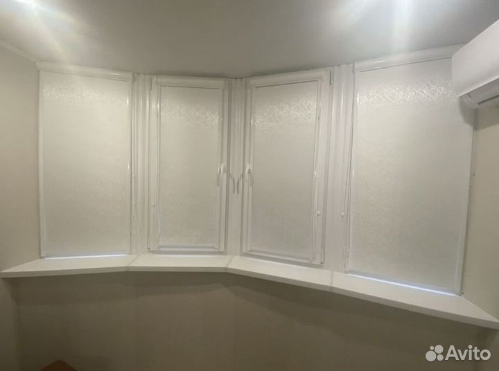 Рулонные шторы блэкаут в коробе R6343