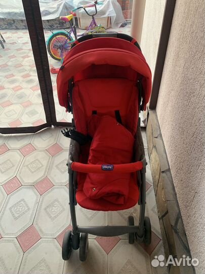 Прогулочная коляска