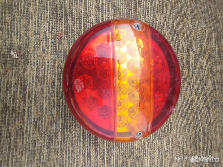 Фонарь задний с подсветкой номера