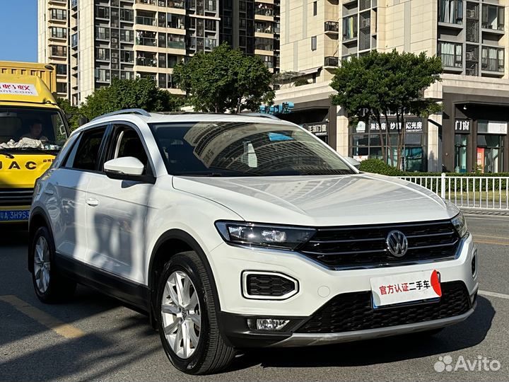 Volkswagen T-Roc 1.5 AMT, 2020, 27 000 км