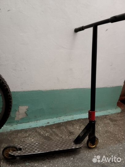 Трюковой самокат кастом парк