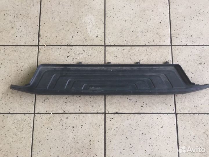 Накладка багажника Mercedes X-Class W470 642.889