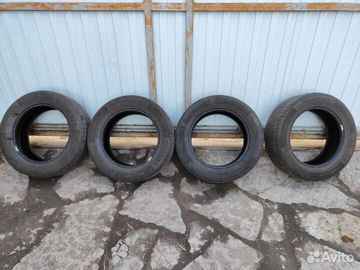 Continental ContiPremierContact 225/60 R17