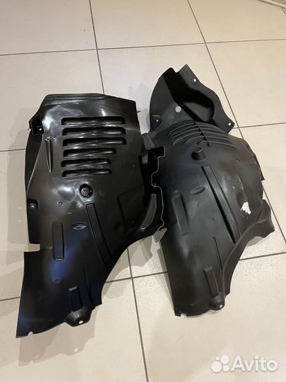 Комплект передних подкрылок Mercedes W212 новые